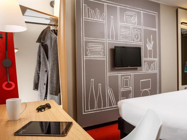 ibis Glasgow City Centre - Sauchiehall St : photo 10 de la chambre chambre lits jumeaux avec 2 lits