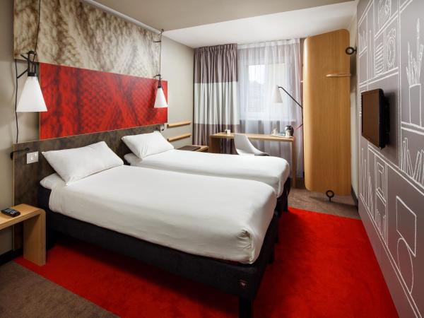 ibis Glasgow City Centre - Sauchiehall St : photo 9 de la chambre chambre lits jumeaux avec 2 lits