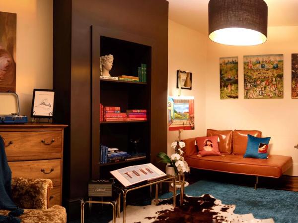 Lotus Gogh Apartment : photo 1 de la chambre suite 3 chambres