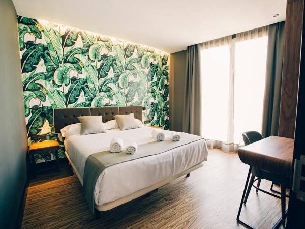Málaga Premium Hotel : photo 3 de la chambre chambre double ou lits jumeaux