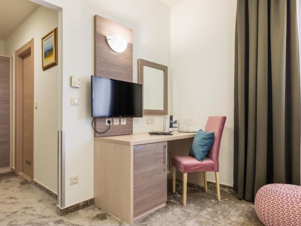 Hotel Mondo : photo 9 de la chambre chambre lits jumeaux standard