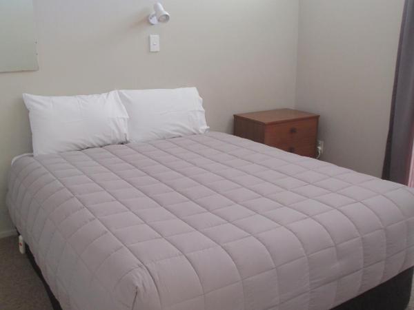 Merivale Court Motel & Apartments : photo 3 de la chambre suite familiale 2 chambres