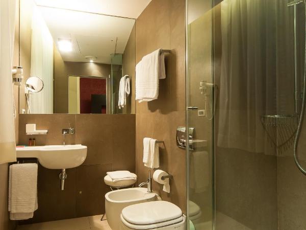 Savoy Hotel : photo 1 de la chambre chambre double