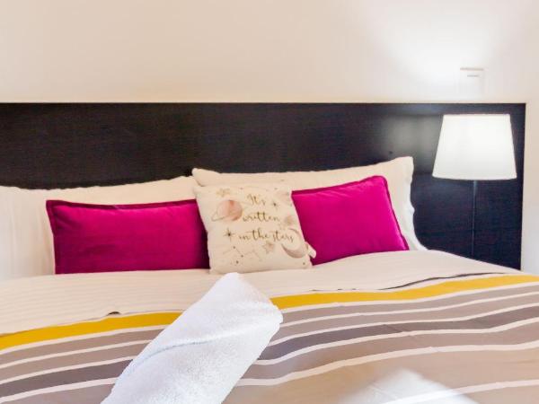 AYZ Javier Cabrini - Auto check-in property : photo 8 de la chambre chambre double deluxe avec salle de bains commune