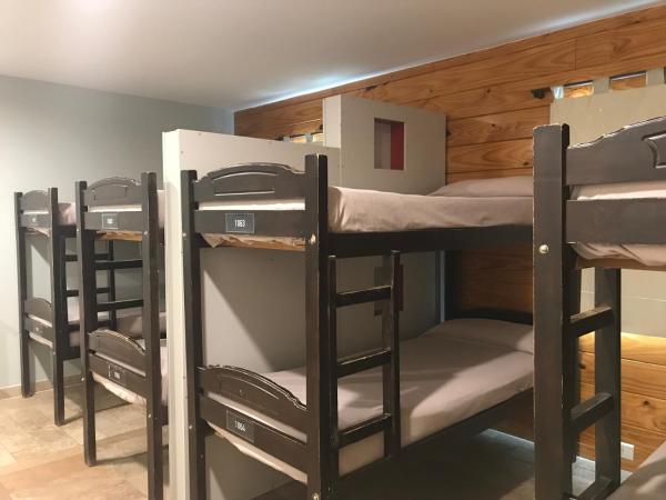 Folk Suites : photo 2 de la chambre lit superposé dans dortoir mixte