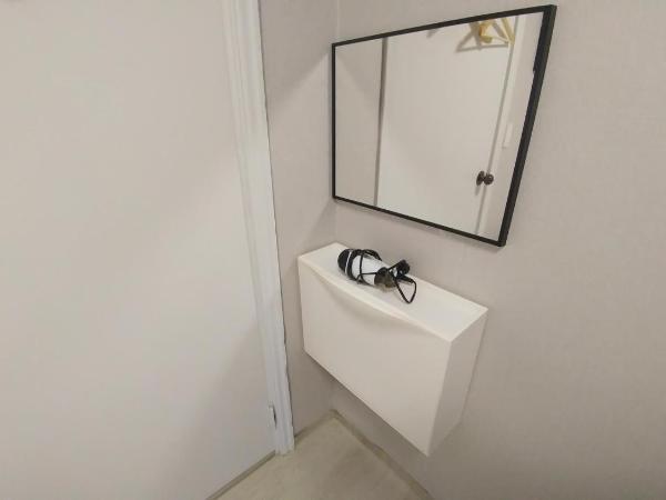 Hause Itaewon : photo 1 de la chambre chambre simple avec salle de bains commune