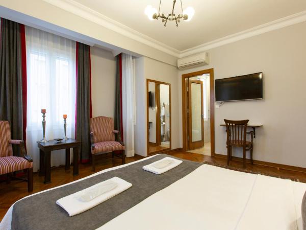 Queen Seagull Boutique Hotel : photo 3 de la chambre chambre lit king-size - vue sur mer