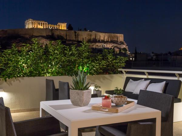 Divani Palace Acropolis : photo 5 de la chambre suite avec terrasse - vue sur acropole