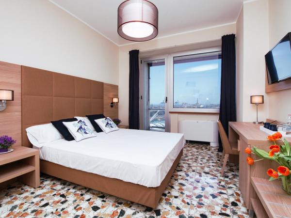 Bluripa Guest House : photo 6 de la chambre chambre double avec balcon - vue sur mer
