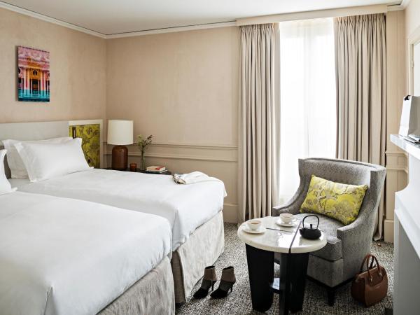 Sofitel Le Scribe Paris Opera : photo 7 de la chambre chambre premium de luxe avec 2 lits simples - vue sur cour ou rue scribe