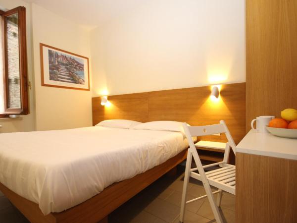 Hotel La Perla : photo 2 de la chambre chambre double