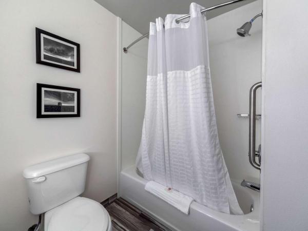 Comfort Inn & Suites Oklahoma City South I-35 : photo 3 de la chambre chambre lit king-size