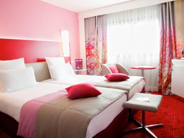 Mercure Paris Montmartre Sacré Coeur : photo 1 de la chambre chambre supérieure avec 2 lits simples