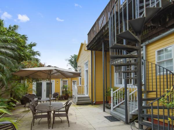 Auld Sweet Olive Bed and Breakfast : photo 1 de la chambre appartement avec balcon