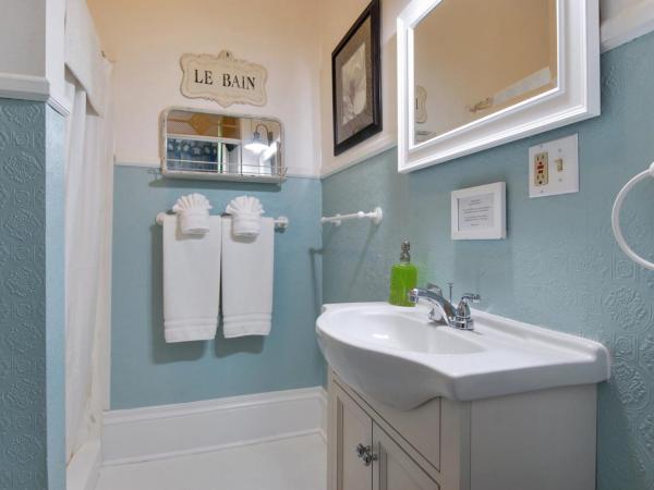 Auld Sweet Olive Bed and Breakfast : photo 8 de la chambre chambre supérieure lit queen-size