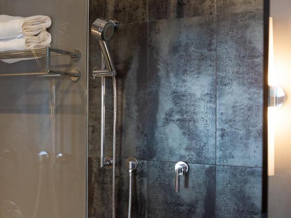 Downtown Luxury Victorian Retreat : photo 9 de la chambre chambre de luxe moderne