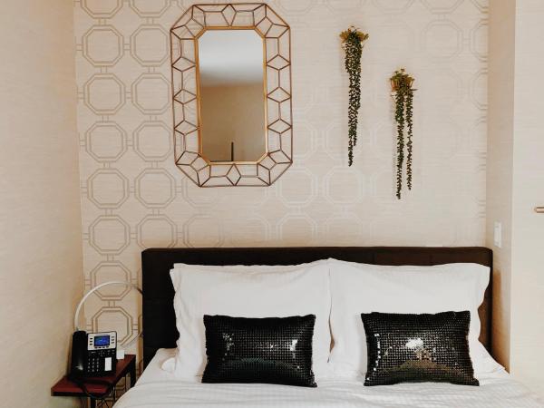 Hotel Mimosa : photo 6 de la chambre chambre supérieure lit queen-size