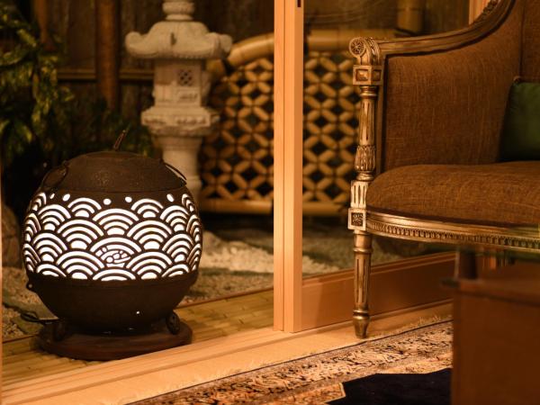 Seikoro Ryokan - Established in 1831 : photo 1 de la chambre chambre familiale avec coin tatami