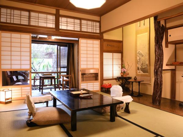 Seikoro Ryokan - Established in 1831 : photo 1 de la chambre chambre standard de style japonais