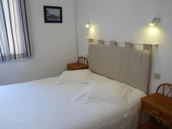 Hôtel L'Oustaou : photo 4 de la chambre chambre double