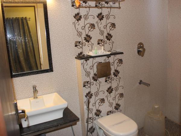 SKY GATE : photo 5 de la chambre studio avec mezzanine