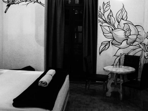 Hostal Regina Down Town Mexico City : photo 4 de la chambre suite junior avec balcon