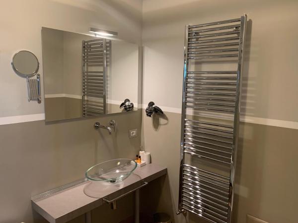 Residenza Ca' degli Enzi : photo 9 de la chambre chambre double confort - vue sur jardin