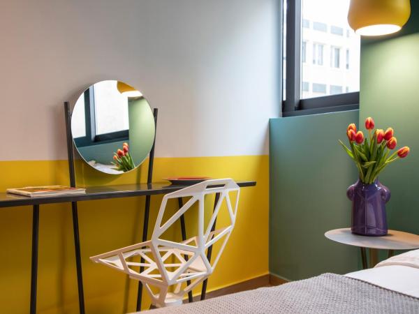 14 Reasons Why Hotel Athens : photo 2 de la chambre chambre simple standard