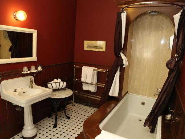 Beaconsfield Bed and Breakfast - Victoria : photo 2 de la chambre chambre lit queen-size deluxe