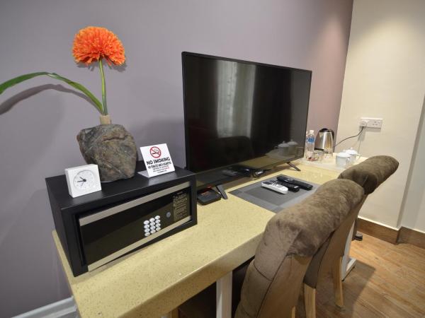 77 Boutique Hotel : photo 10 de la chambre chambre exécutive avec fenêtre