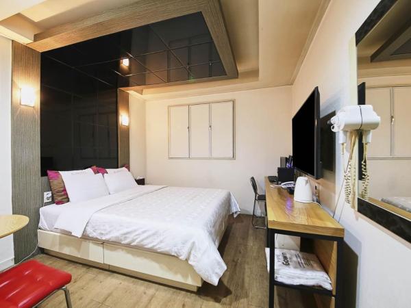 K2 Motel : photo 6 de la chambre chambre double deluxe avec baignoire