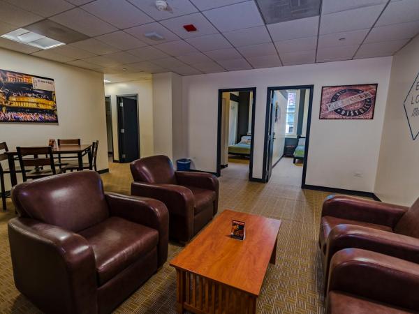 HI Chicago Hostel : photo 4 de la chambre hébergement avec lit double