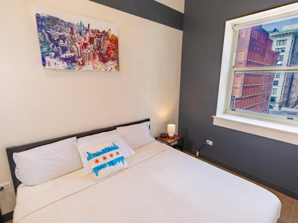 HI Chicago Hostel : photo 6 de la chambre hébergement lit king-size