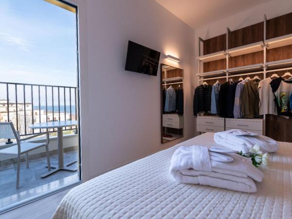 Hotel Mondial : photo 10 de la chambre suite junior - vue sur mer