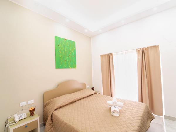 Royal Art H Duomo - Napoli Centro, by ClaPa Group : photo 7 de la chambre chambre double standard