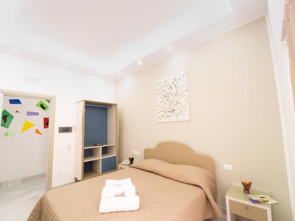 Royal Art H Duomo - Napoli Centro, by ClaPa Group : photo 3 de la chambre chambre lit king-size supérieure