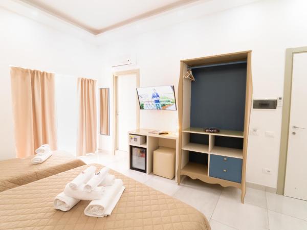 Royal Art H Duomo - Napoli Centro, by ClaPa Group : photo 9 de la chambre chambre double deluxe