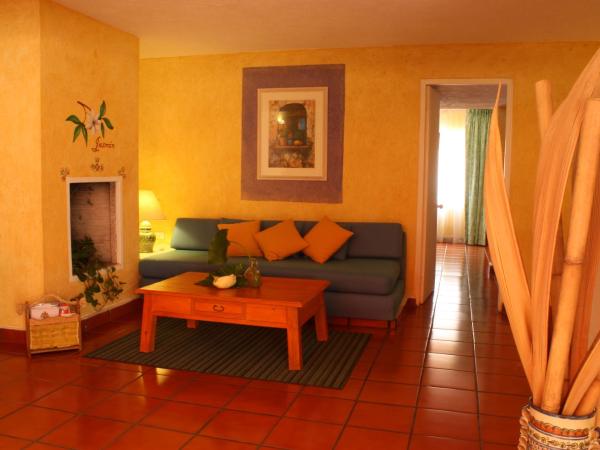 Hotel Racquet Cuernavaca : photo 4 de la chambre suite junior avec 2 lits doubles