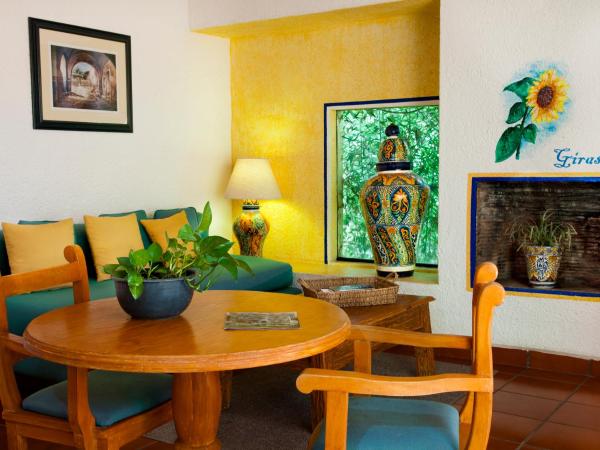 Hotel Racquet Cuernavaca : photo 5 de la chambre suite junior avec 2 lits doubles