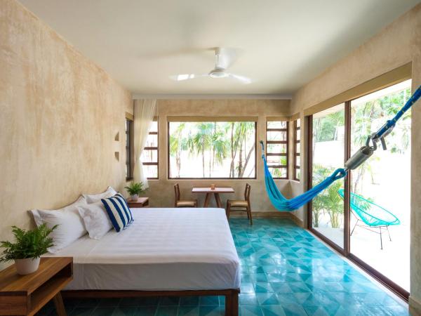 Hotel Tiki Tiki Tulum : photo 10 de la chambre suite deluxe avec lit king-size