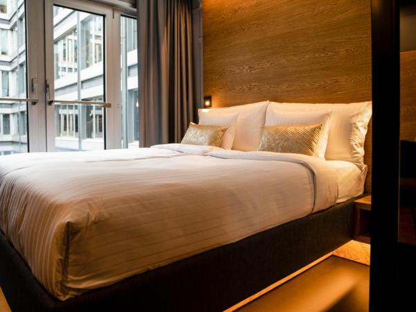 GINN Hotel Hamburg Elbspeicher : photo 4 de la chambre petite chambre double ou lits jumeaux