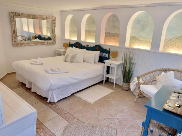 Jardines De La Reina Boutique Bed & Breakfast : photo 4 de la chambre chambre double avec patio