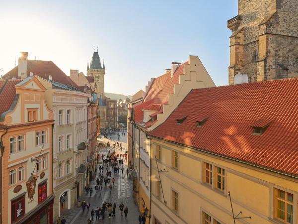 Ventana Hotel Prague : photo 8 de la chambre suite - vue place de la vieille ville