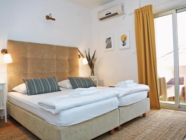 Hotel Delfin : photo 7 de la chambre chambre double ou lits jumeaux avec balcon