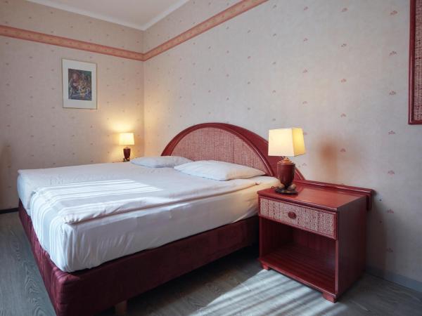 Hôtel Crystal : photo 2 de la chambre chambre triple