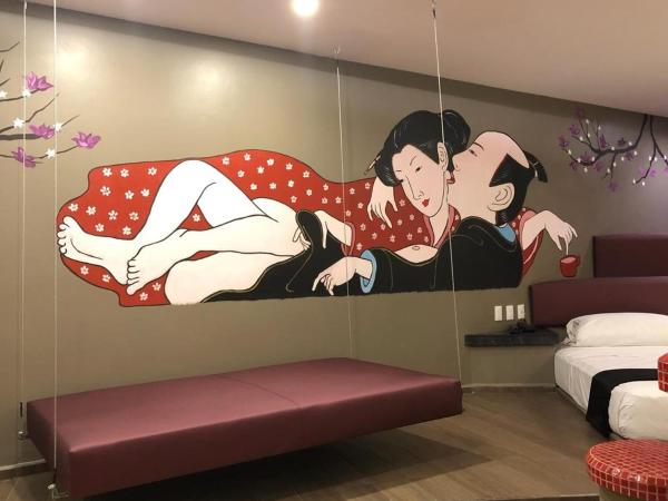 Motel Tatami : photo 2 de la chambre suite lit king-size avec baignoire spa