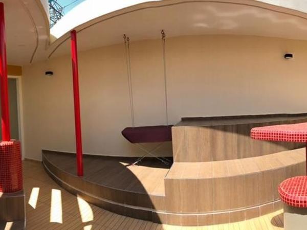 Motel Tatami : photo 7 de la chambre suite lit queen-size avec baignoire spa