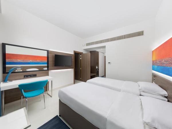 Citymax Hotel Al Barsha : photo 5 de la chambre chambre lits jumeaux avec 20 % de réduction sur la nourriture et les boissons