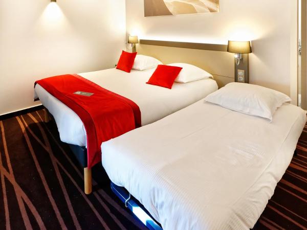 Hôtel AKENA Besançon : photo 3 de la chambre chambre triple