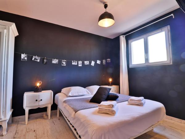 Hôtel La Bastide : photo 8 de la chambre chambre triple